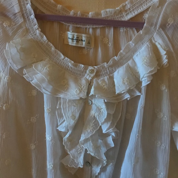 ABERCROMBIE & FITCH White Ruffle Blouse - Picture 3 of 8